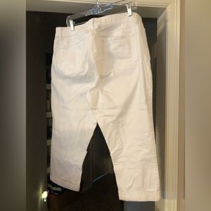 Rafaella Jean Capris Sz 16